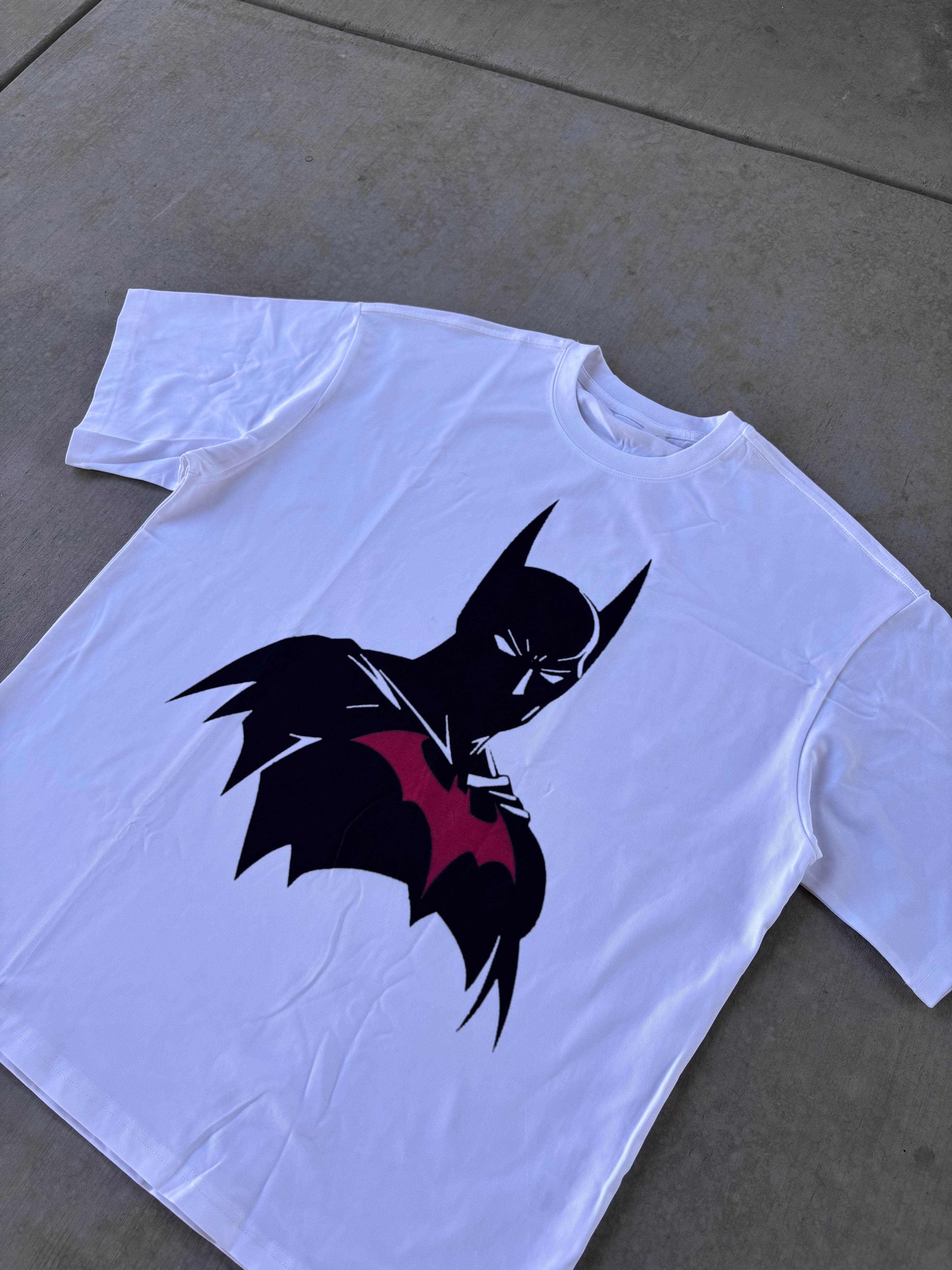 BATMAN BEYOND COWL MAX PRINT TEE